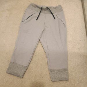 RYU Apparel 3/4 length Capri style sweatpants - Gray